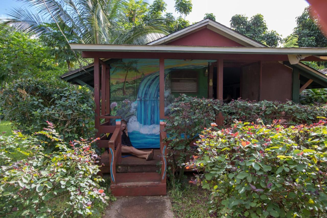 Backpackers Vacation Inn And Plantation Village Pupukea Exterior foto